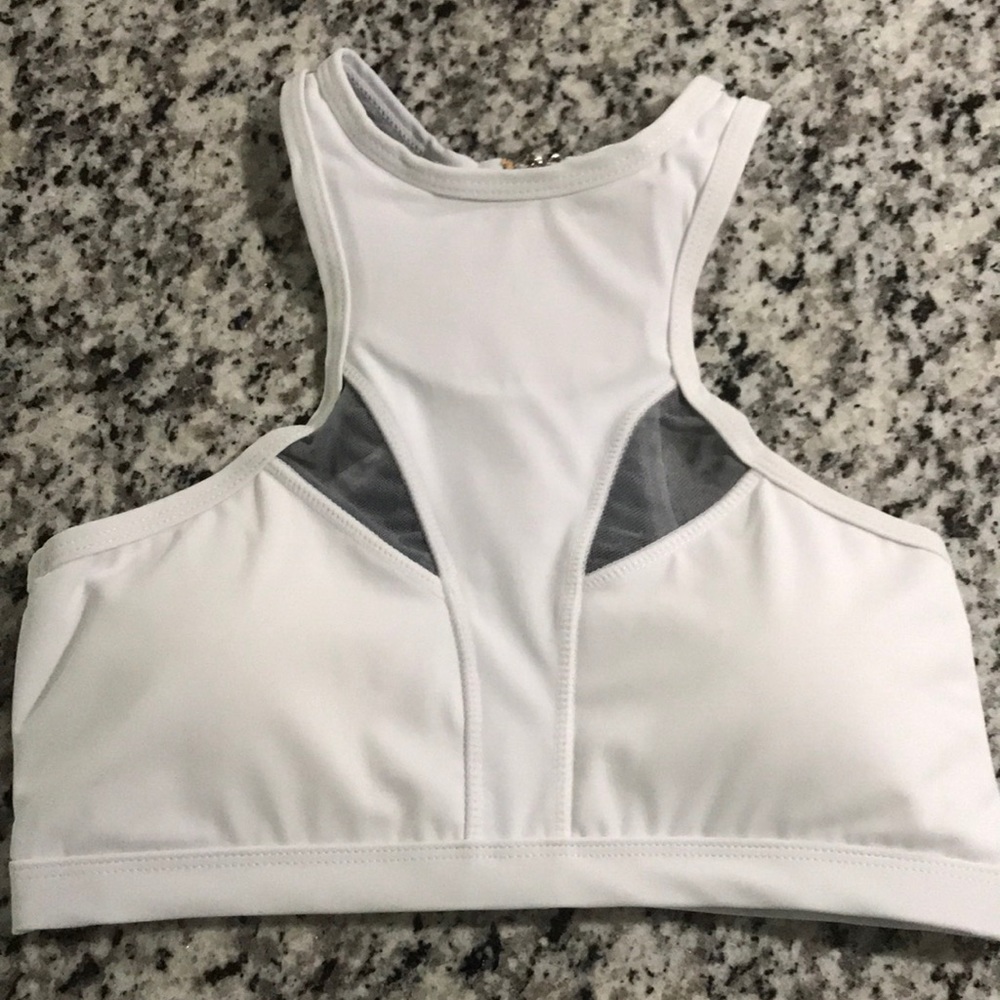 ⚠️FLASH SALE ⚠️ chestee sports bra